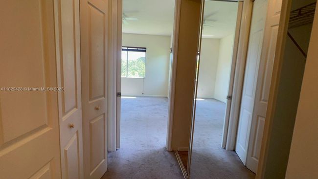 APT-211 - 3500 Oaks Clubhouse Dr, Condo with 3 bedrooms, 2 bathrooms and null parking in Pompano Beach FL | Image 15