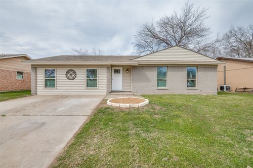 1755 Tyson St, Blue Mound, TX, 76131-1151 | Card Image