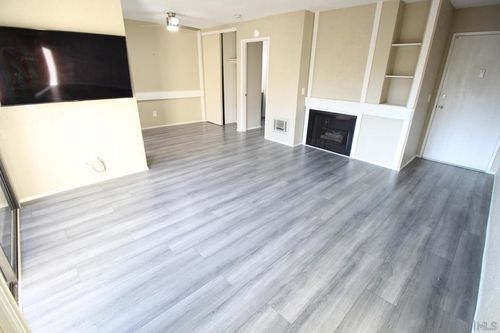 110-10332 Caminito Aralia, San Diego, CA, 92131-2043 | Card Image