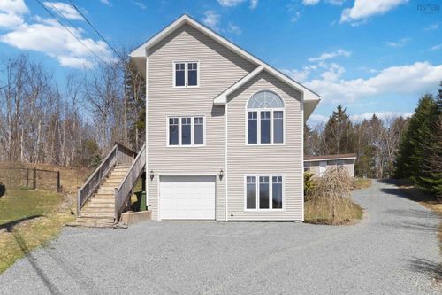 43 Imperial Crt, Beaver Bank, NS, B4E3G7 | Card Image
