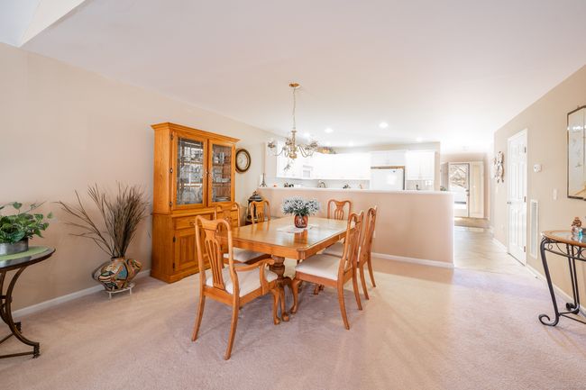 86 - 86 Haley Ln, Condo with 2 bedrooms, 2 bathrooms and null parking in Sandy Hook CT | Image 11