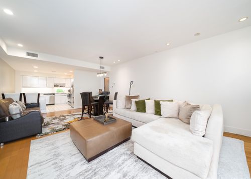 47-101 Shearwater Ct, Jersey City, NJ, 07305-5416 | Card Image
