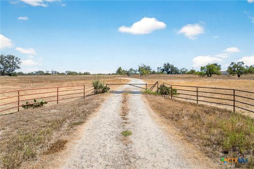 6695 W State Highway 97, COST, TX, 78614-4586 | Card Image