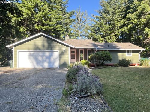 920 Ranch Rd, Reedsport, OR, 97467-1930 | Card Image