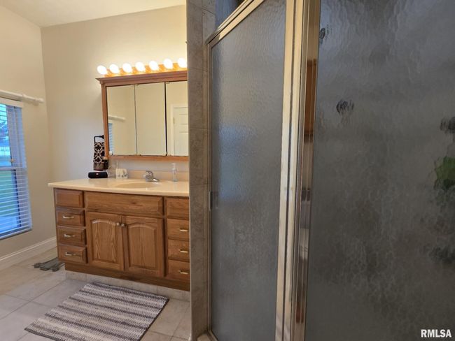 14327 Mcraven Ln, House other with 4 bedrooms, 4 bathrooms and null parking in Mount Vernon IL | Image 29