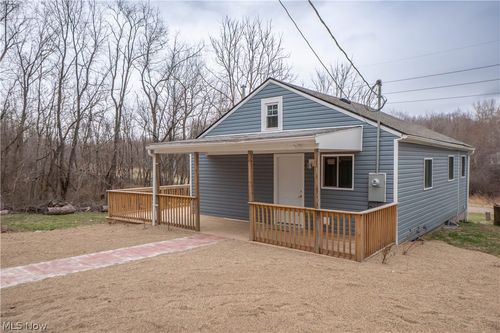 318 Elmport Ave Ne, Canton, OH, 44704-2408 | Card Image