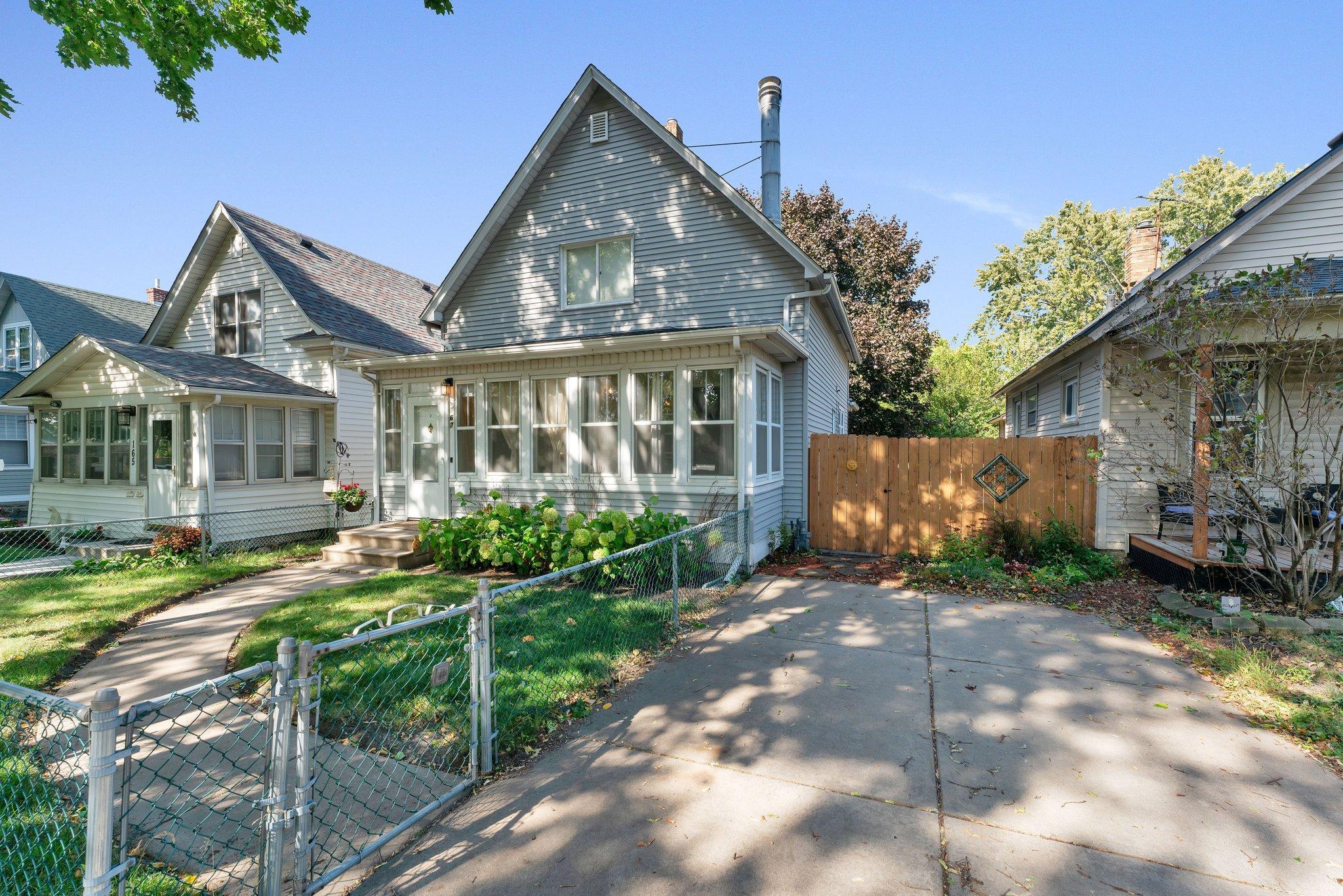 Hurley St, Saint Paul, MN 55118