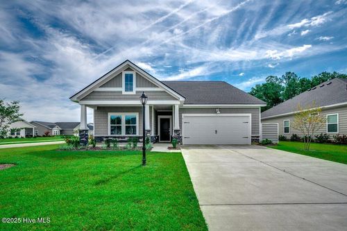 8761 Nashville Dr Nw, Calabash, NC, 28467-6112 | Card Image