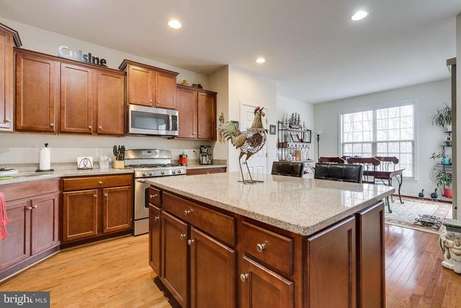42726 Ogilvie Sq, Townhouse with 5 bedrooms, 4 bathrooms and null parking in ASHBURN VA | Image 11