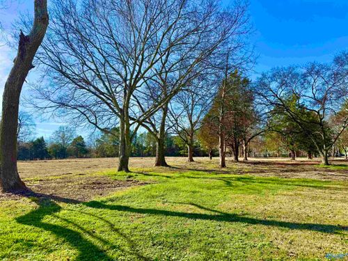 9.7 Acres Breeding Dr Nw, Hartselle, AL, 35640 | Card Image