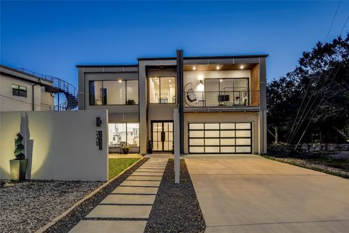 3138 Chisholm Trl, Austin, TX, 78734-2447 | Card Image