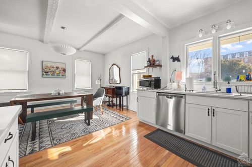 72 N 6th St, Hudson, NY, 12534-2230 | Card Image