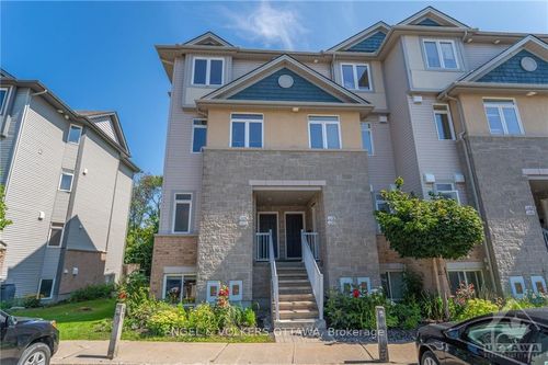 1072 Redtail N/A, Cyrville - Carson Grove - Pineview, ON, K1J0A9 | Card Image