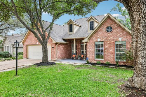 3917 Trout Dr, Austin, TX, 78749-6951 | Card Image