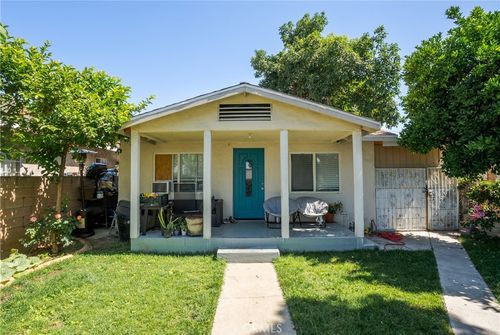 215 E 11th St, Pomona, CA, 91766-3342 | Card Image