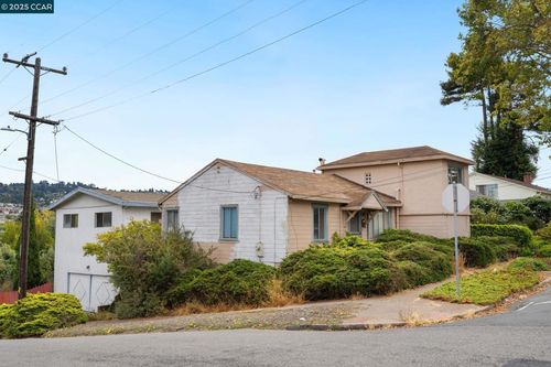 1700 San Benito St, Richmond, CA, 94804-5329 | Card Image
