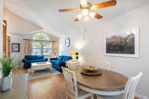 20 Winestone Court, Napa, CA, 94558 | Card Image
