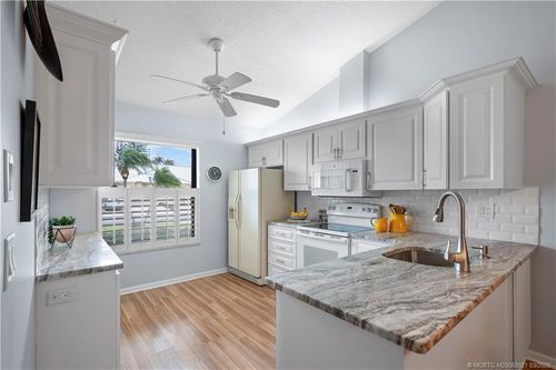 7624 Se Sugar Sand Cir, Hobe Sound, FL, 33455-4775 | Card Image