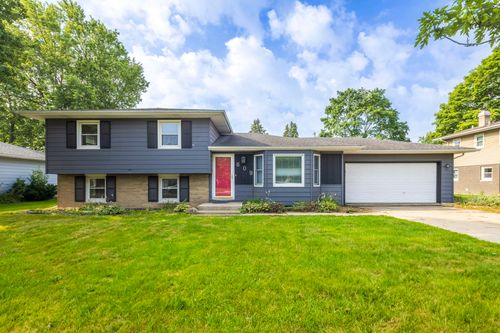 609 Shawnee Dr, Lowell, IN, 46356-1654 | Card Image
