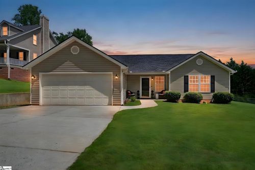 308 Crenshaw St, Easley, SC, 29640-1362 | Card Image