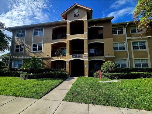 18104-11600 Sw 2nd St, Pembroke Pines, FL, 33025-4905 | Card Image