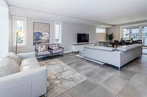 3287 Matapan Cres, Vancouver, BC, V5M4A9 | Card Image
