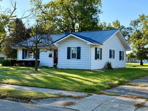 198 Roosevelt St, Bronson, MI, 49028-1521 | Card Image