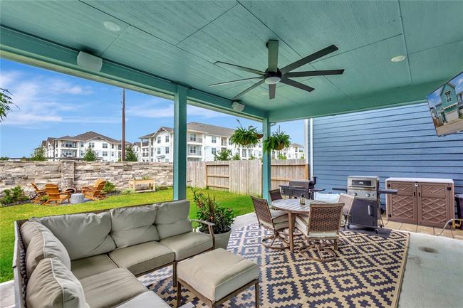 Back Yard Covered Patio | Image 28