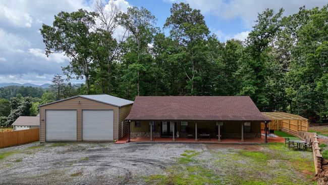 1529 Cedar View Ln, Home with 1 bedrooms, 2 bathrooms and 2 parking in Hiawassee GA | Image 39