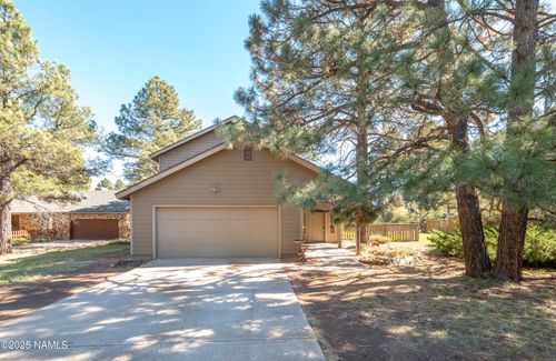 2444 N Strawberry Way, Flagstaff, AZ, 86004-7613 | Card Image