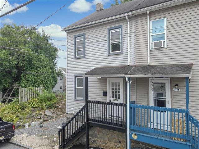 Pine St, Easton, PA 18042