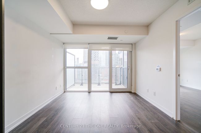1506 - 219 Dundas St E, Condo with 2 bedrooms, 1 bathrooms and null parking in Toronto ON | Image 12