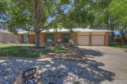 106 Broken Spur, Universal City, TX, 78148-5517 | Card Image