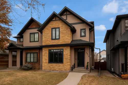 2534 3 Ave Nw, Calgary, AB, T2N0L3 | Card Image