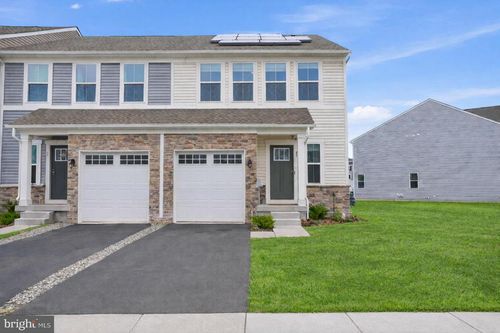 19 Pratt Ln, Lawrence Twp, NJ, 08648-2339 | Card Image