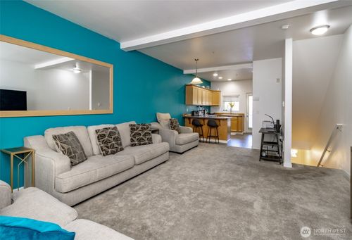 a-5305 Military Rd E, Tacoma, WA, 98446-3815 | Card Image