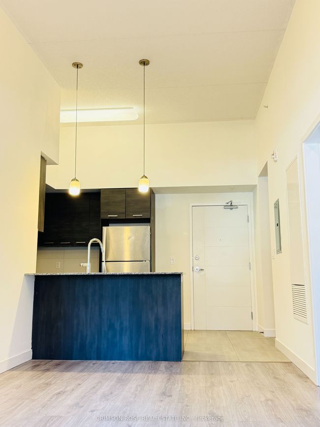 108 - 251 Hemlock St, Condo with 2 bedrooms, 2 bathrooms and null parking in Waterloo ON | Image 6