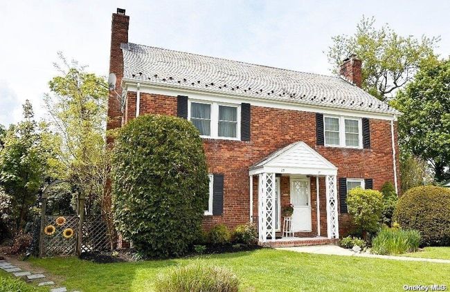 25 Bayview Ct, House other with 2 bedrooms, 2 bathrooms and null parking in Manhasset NY | Image 12