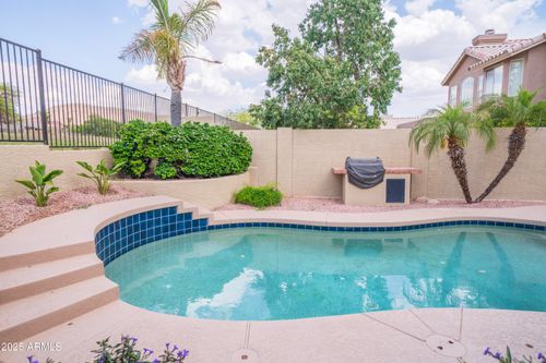 6388 W Donald Dr, Glendale, AZ, 85310-4251 | Card Image