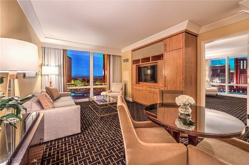 unit-2207-2000 N Fashion Show Dr, Las Vegas, NV, 89109-1986 | Card Image