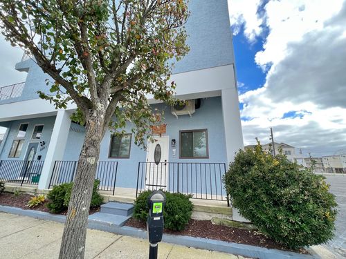 104105-3205 Atlantic Ave, Wildwood, NJ, 08260-4948 | Card Image