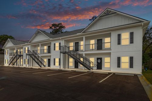 960 Denton Blvd Nw, Fort Walton Beach, FL, 32547-1845 | Card Image