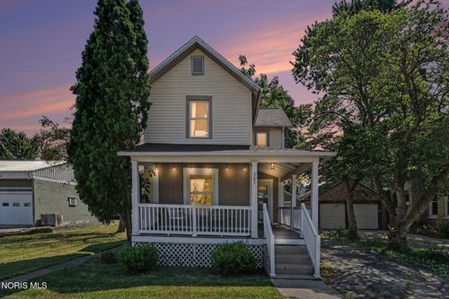 305 Defiance St, Stryker, OH, 43557-8724 | Card Image