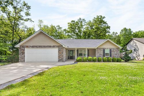 188 Satsuma Dr, Crossville, TN, 38555-8886 | Card Image