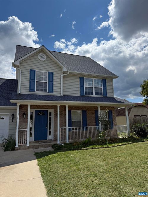 216 Inglecress Rd, WAYNESBORO, VA, 22980-2472 | Card Image