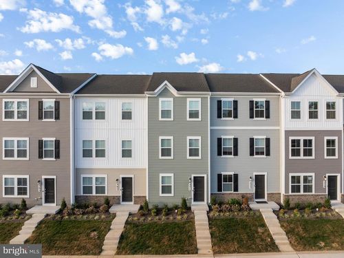 271 Sandy Bottom Cir, RANSON, WV, 25438 | Card Image