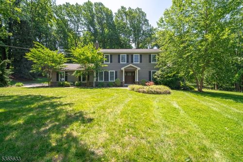 5 Wedgewood Ln, Holmdel, NJ, 07733-1409 | Card Image