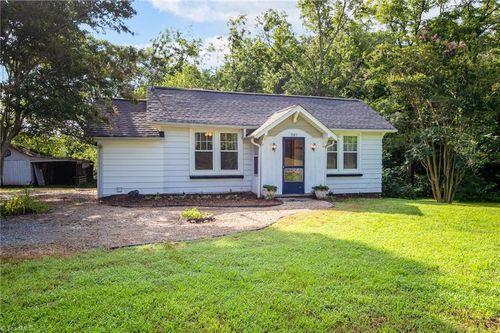 3185 Williston Rd, Walkertown, NC, 27051-9513 | Card Image