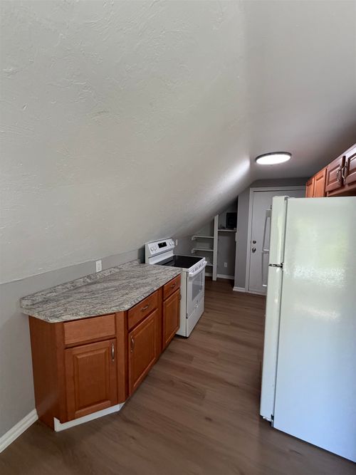 5-60 Summer St, Bristol, NH, 03222-3286 | Card Image