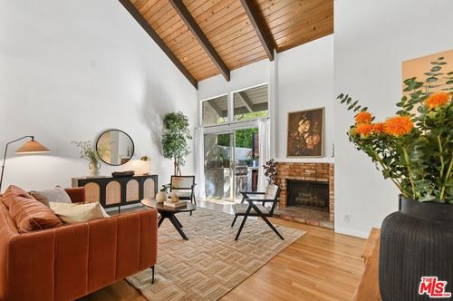 j-4241 Colfax Avenue, Los Angeles, CA, 91604 | Card Image
